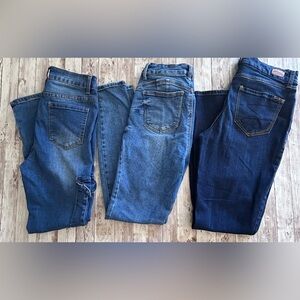Women's Bundle of Blue Jeans 3 pair